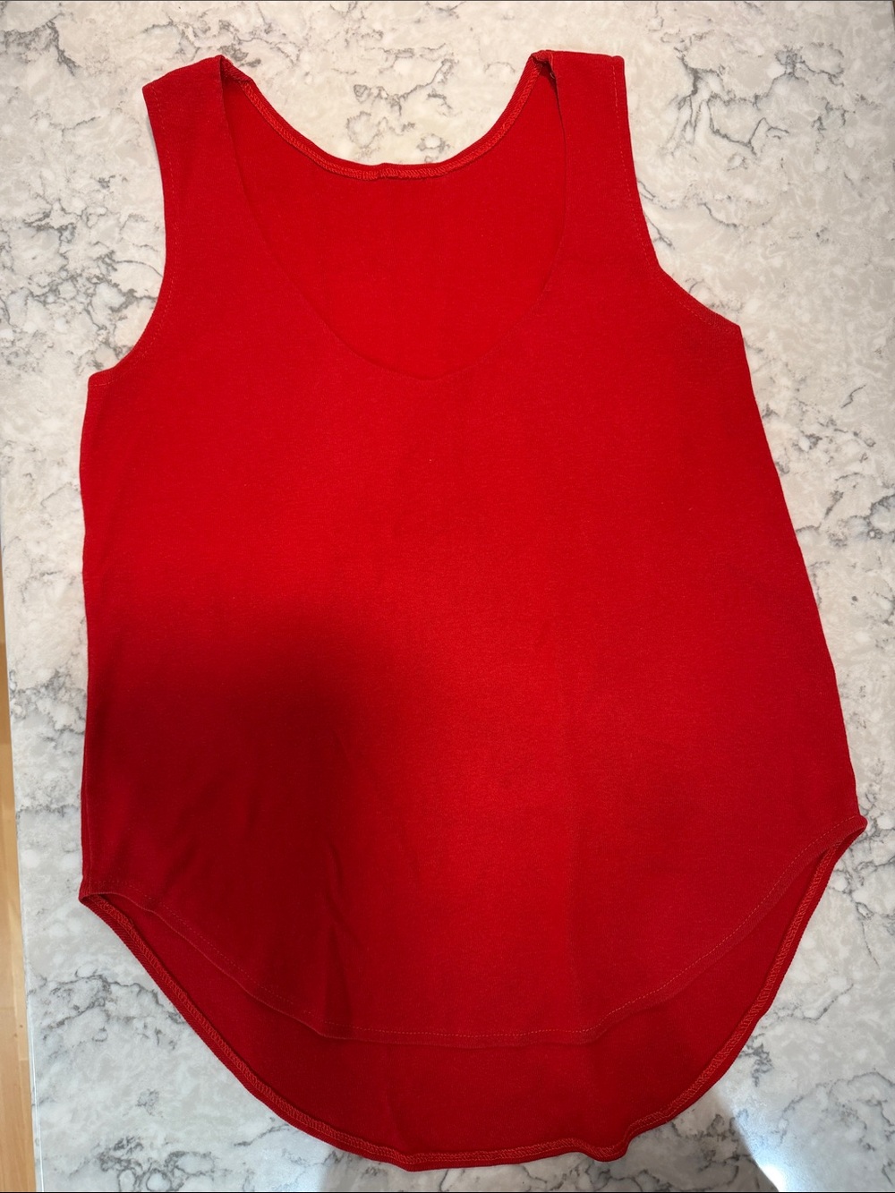 Source Unknown Red Scoop-Neck Tank Top/Size M